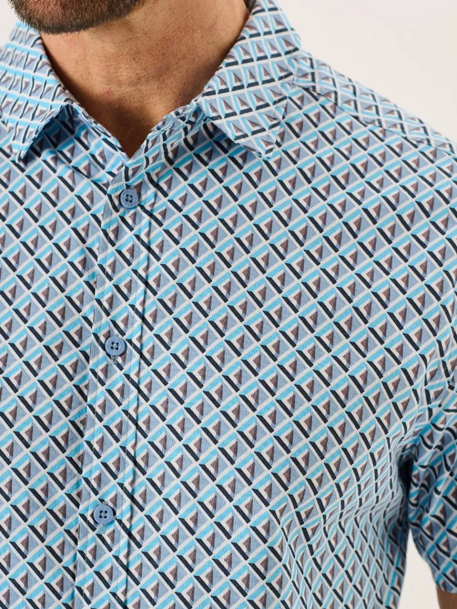 blue_geometric_print_shor_1.webp Quba & Co Blue Geometric Print Short Sleeve Oxford Shirt - Tilbury Outlet
