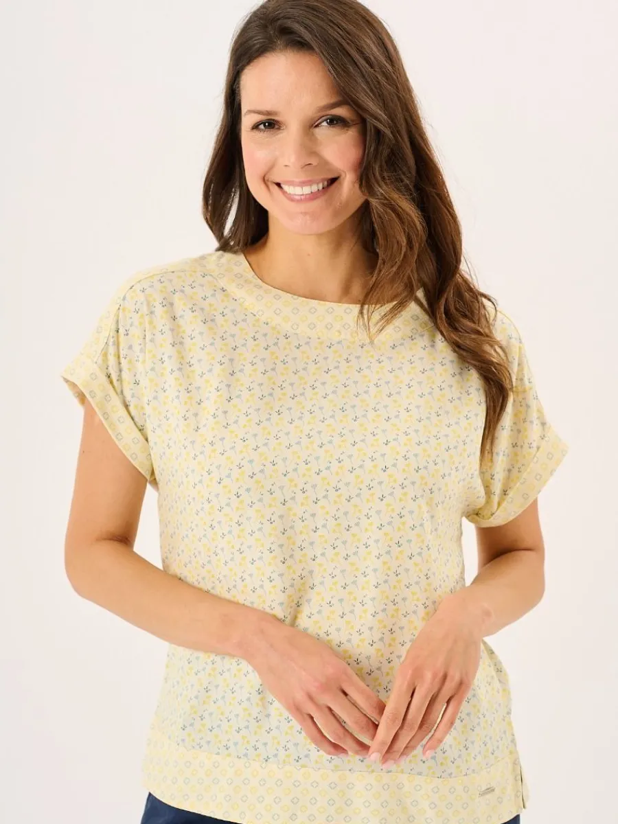 light_yellow_floral_short_1.webp Quba & Co Light Yellow Floral Short Sleeved Overhead Top - Dana Outlet