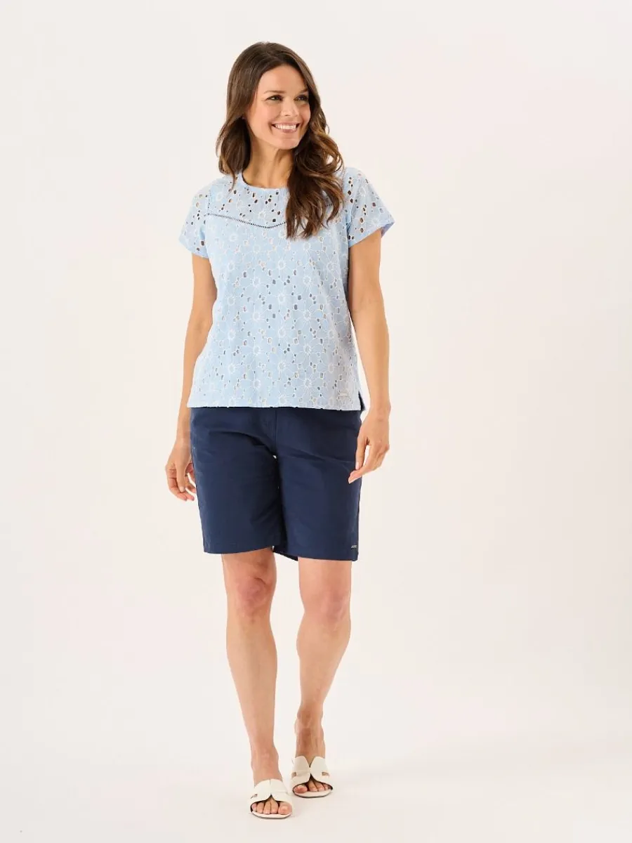 white_and_blue_broderie_a_5.webp Quba & Co White And Blue Broderie Anglaise Short Sleeve Top - Bethenny Outlet